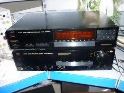 JVC FX 1100 ( FM-Tuner ) + JVC AX 550 ( Vollverstker )