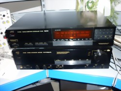 JVC FX 1100 ( FM-Tuner ) + JVC AX 550 ( Vollverstker )